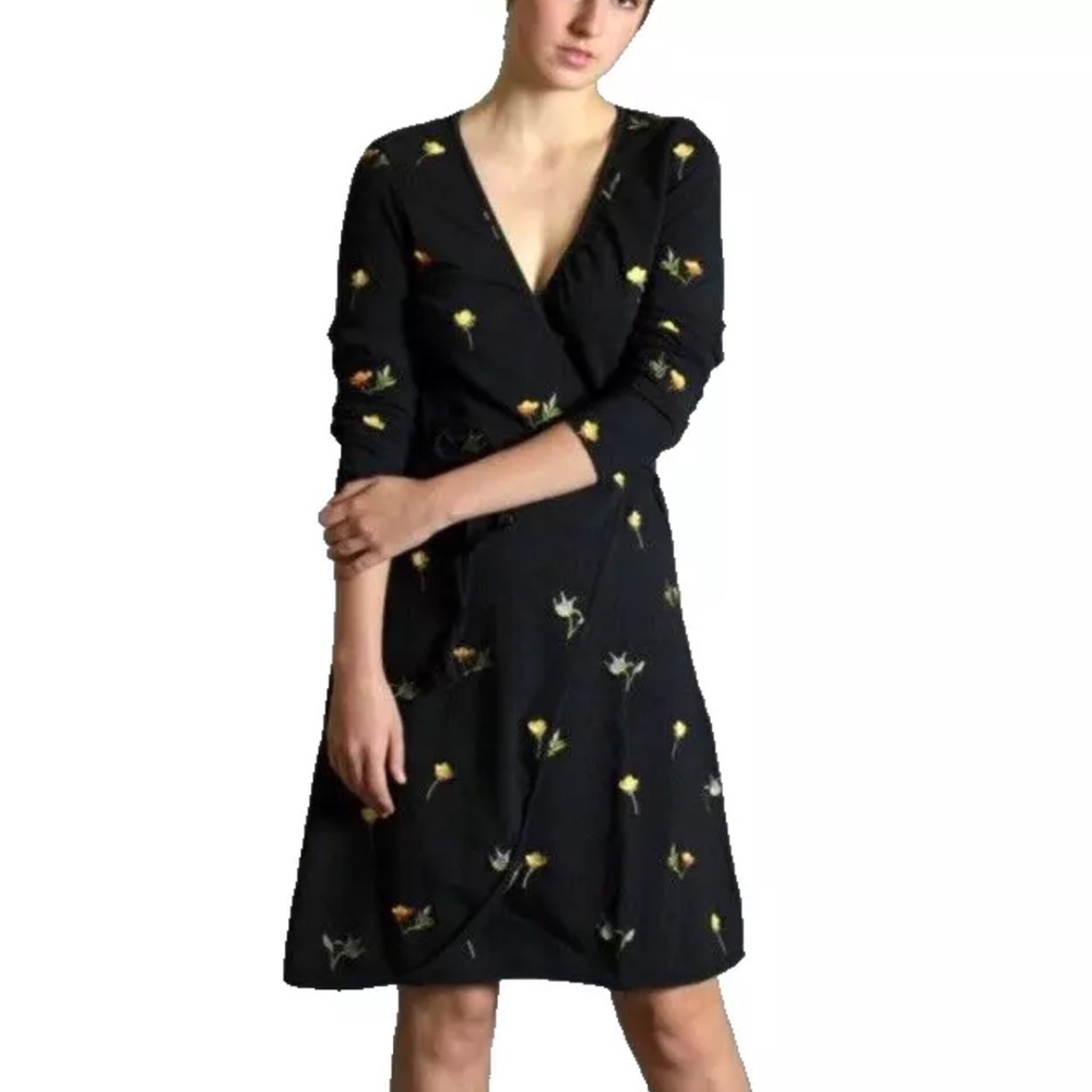 Wolf & Badger Jessie Zhao Green Floral Embroidered Wrap Dress M Midi Casual